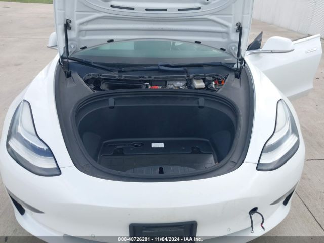 Photo 9 VIN: 5YJ3E1EA6KF324483 - TESLA MODEL 3 