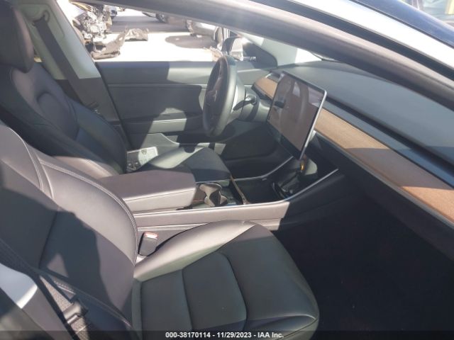 Photo 4 VIN: 5YJ3E1EA6LF630035 - TESLA MODEL 3 