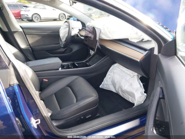 Photo 4 VIN: 5YJ3E1EA6LF807957 - TESLA MODEL 3 