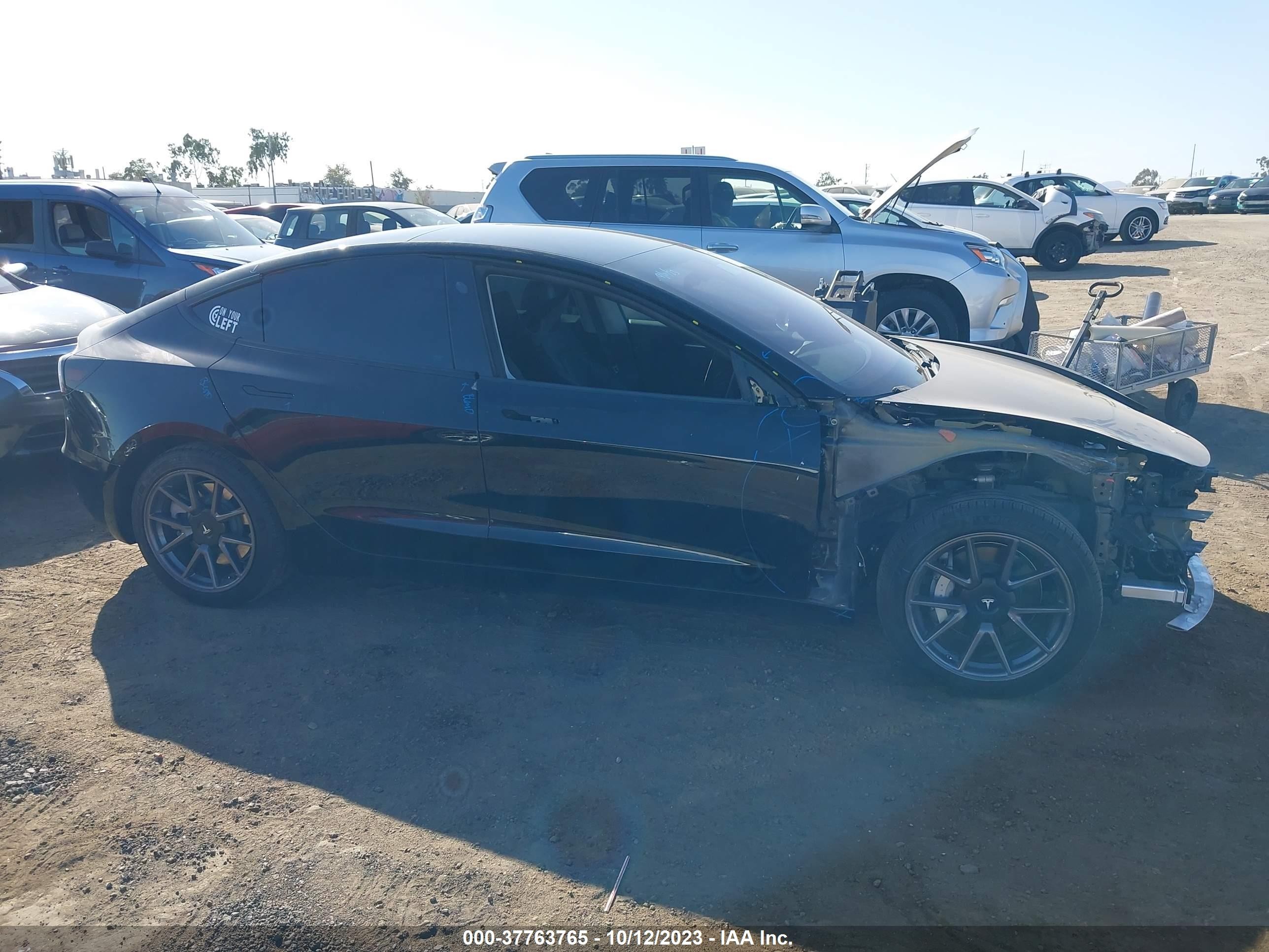 Photo 12 VIN: 5YJ3E1EA6MF030231 - TESLA MODEL 3 