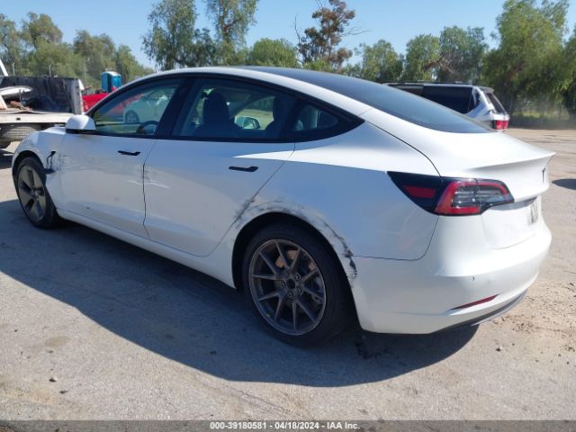 Photo 2 VIN: 5YJ3E1EA6MF939649 - TESLA MODEL 3 