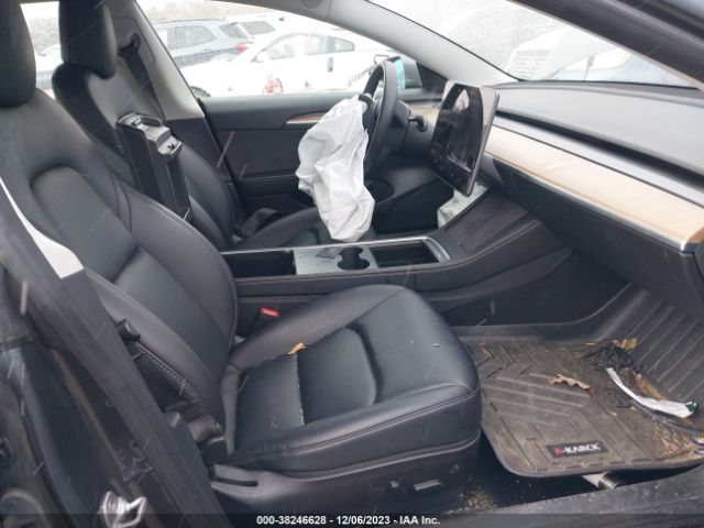 Photo 4 VIN: 5YJ3E1EA6MF985398 - TESLA MODEL 3 