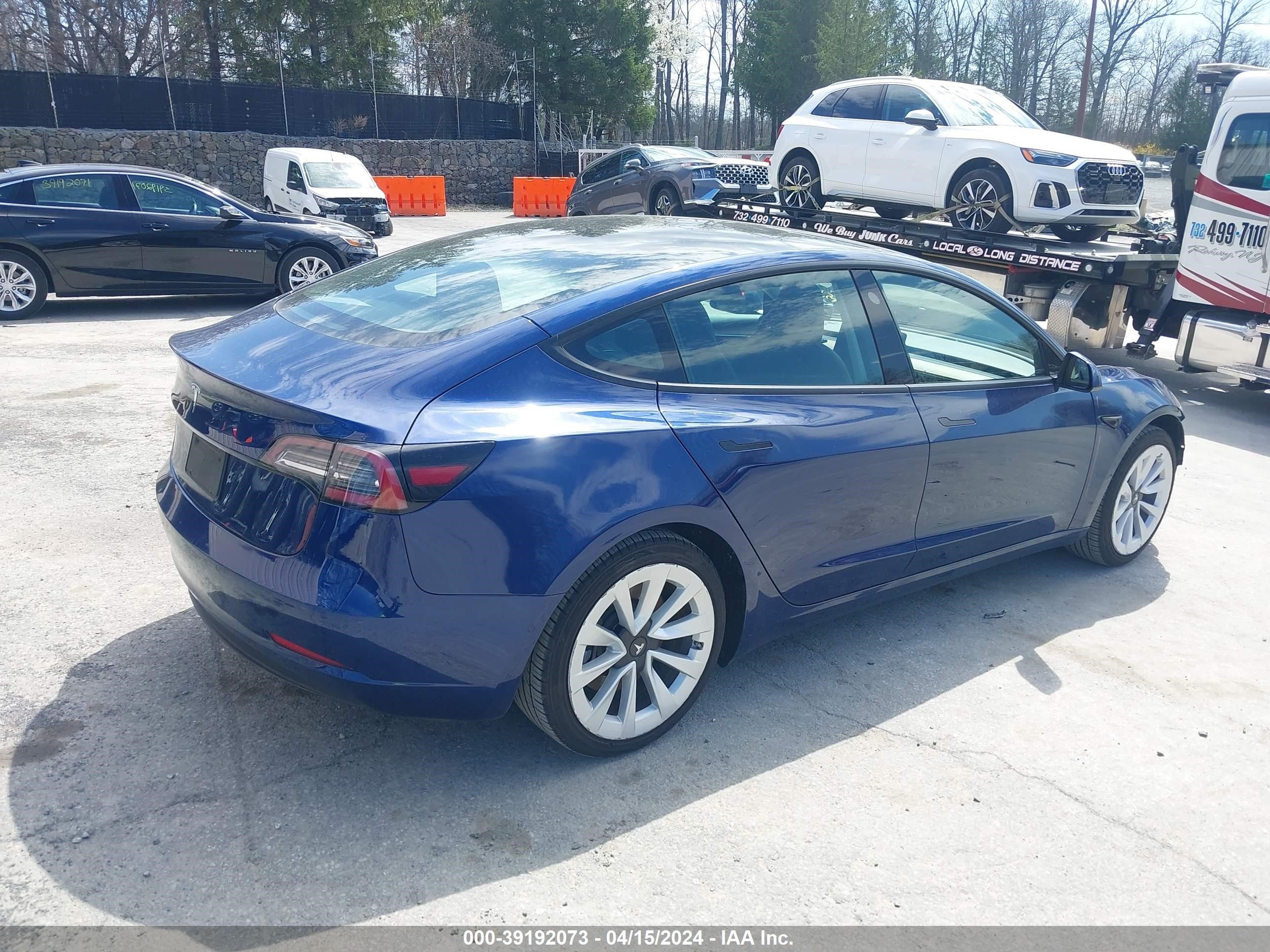 Photo 3 VIN: 5YJ3E1EA6NF286483 - TESLA MODEL 3 