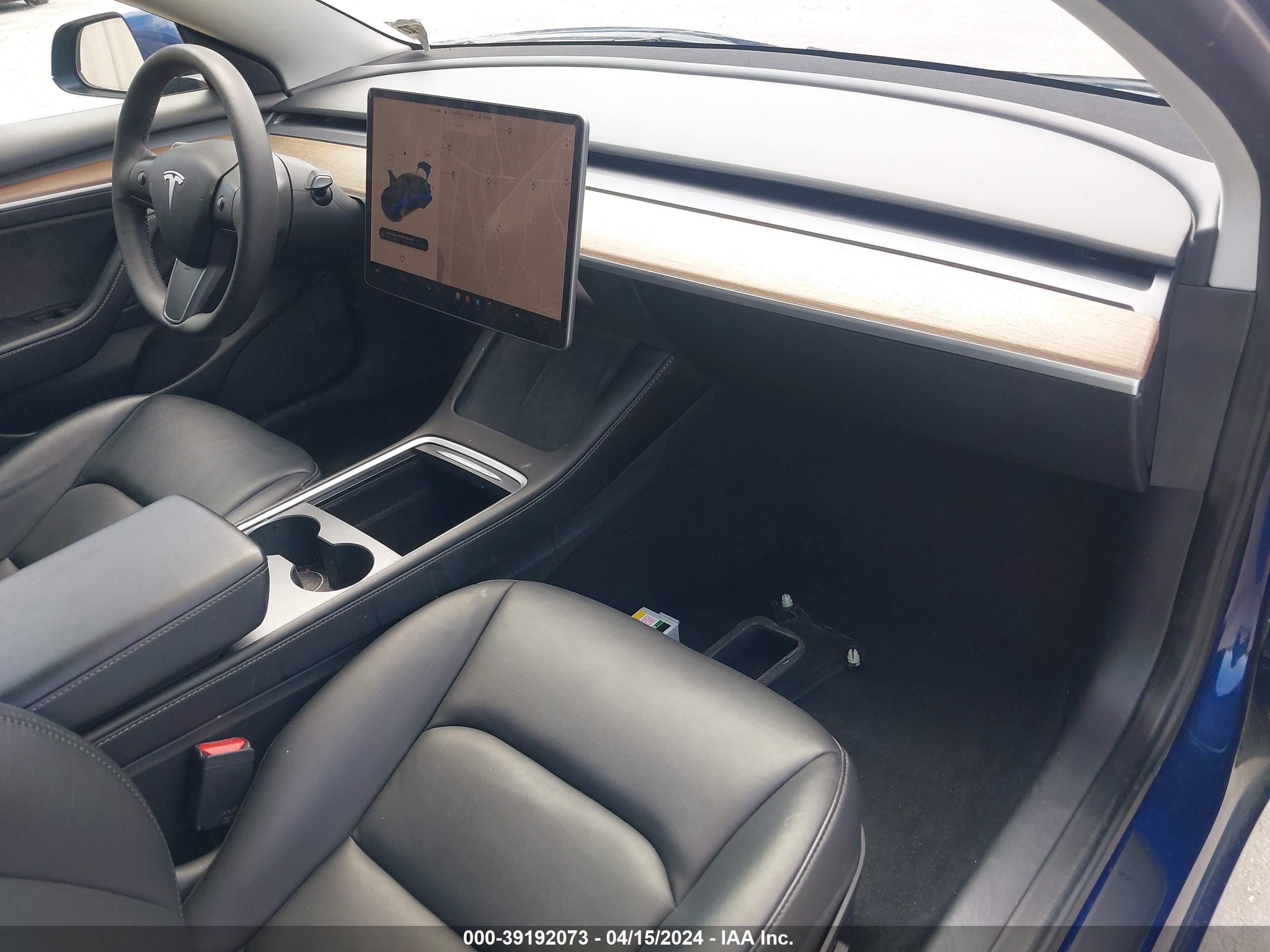 Photo 4 VIN: 5YJ3E1EA6NF286483 - TESLA MODEL 3 