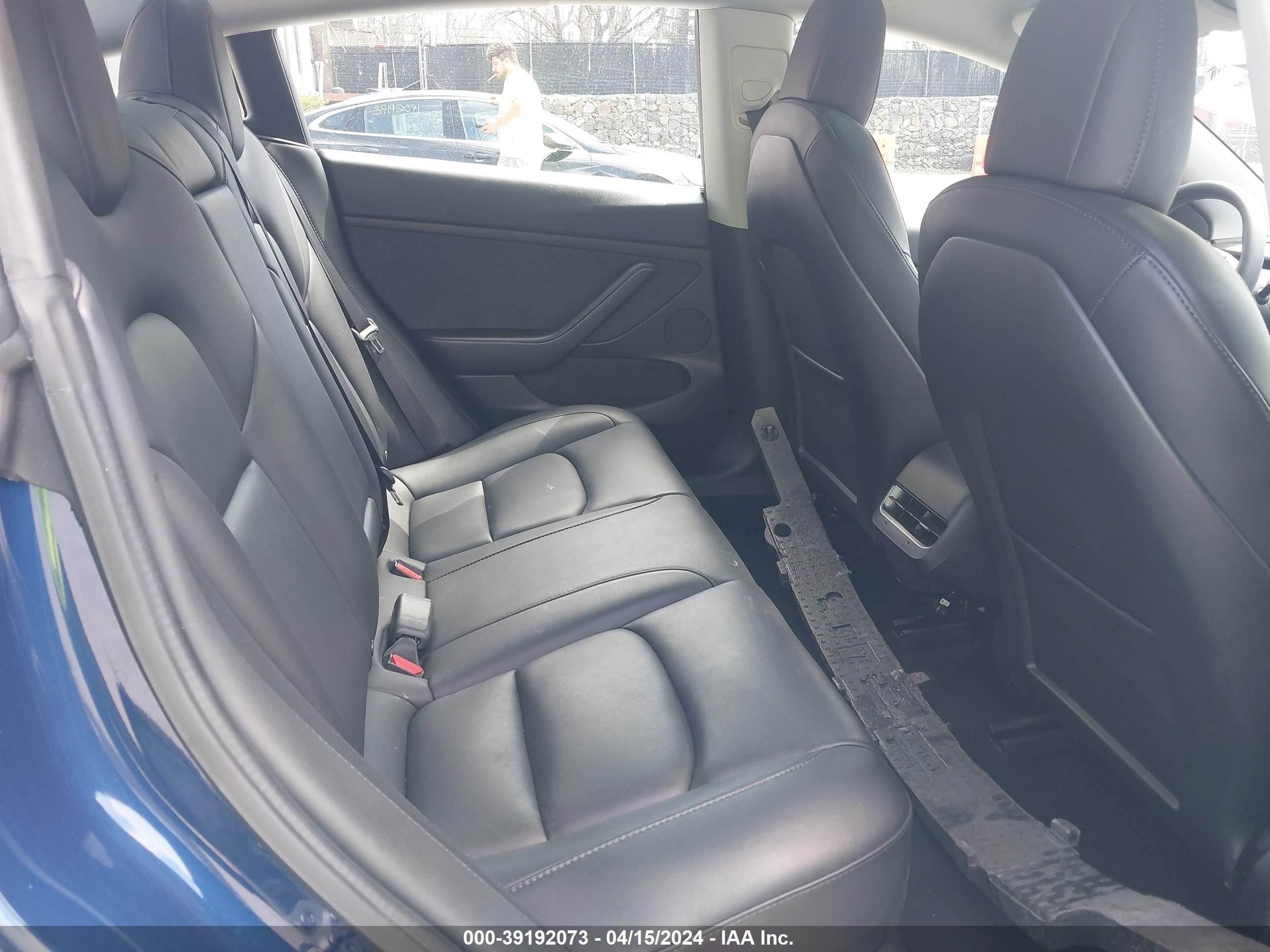 Photo 7 VIN: 5YJ3E1EA6NF286483 - TESLA MODEL 3 