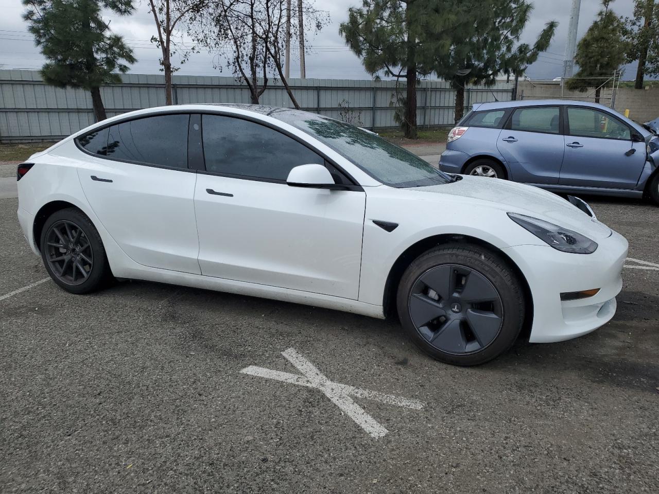 Photo 3 VIN: 5YJ3E1EA6PF409671 - TESLA MODEL 3 