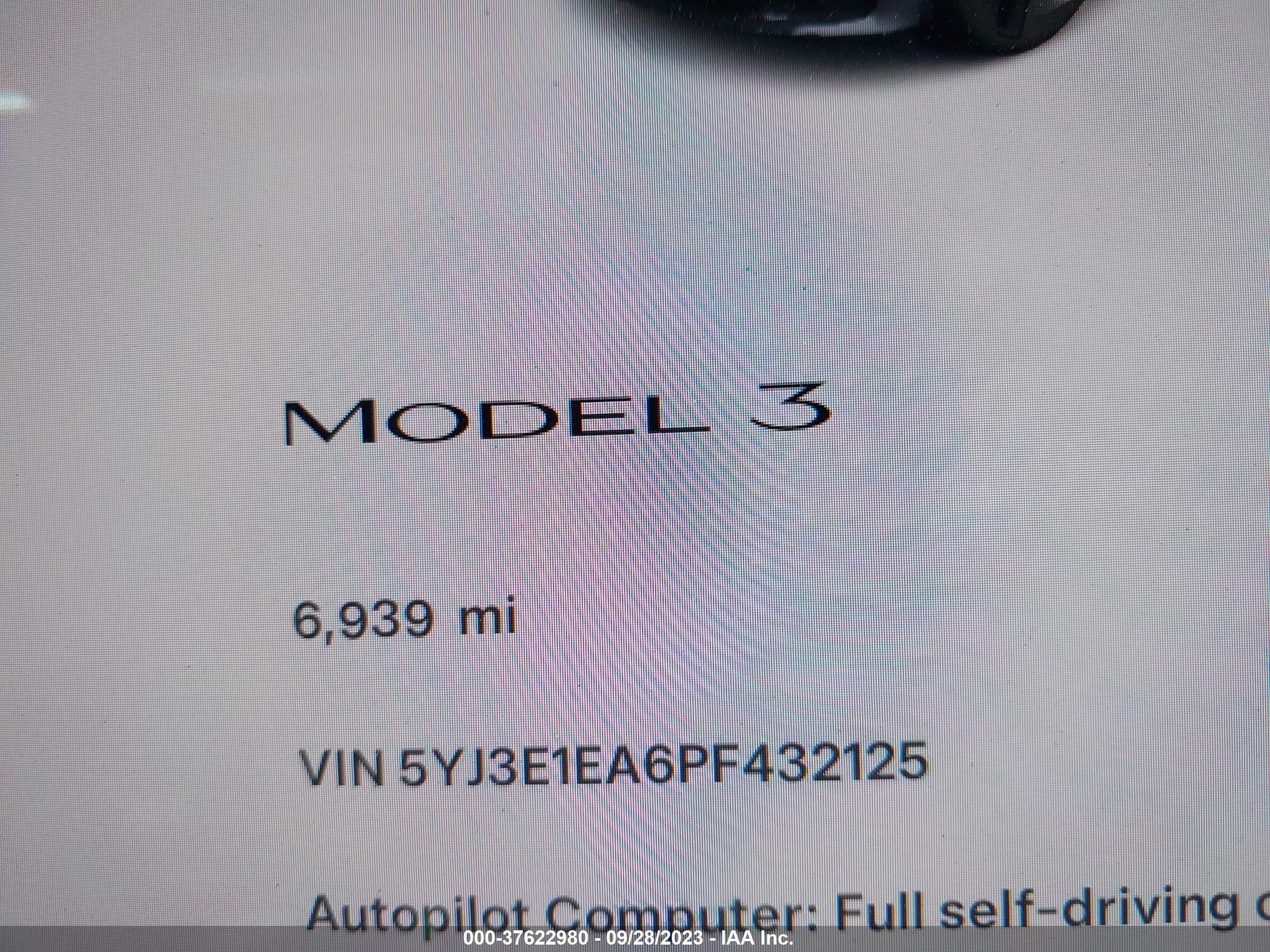 Photo 13 VIN: 5YJ3E1EA6PF432125 - TESLA MODEL 3 