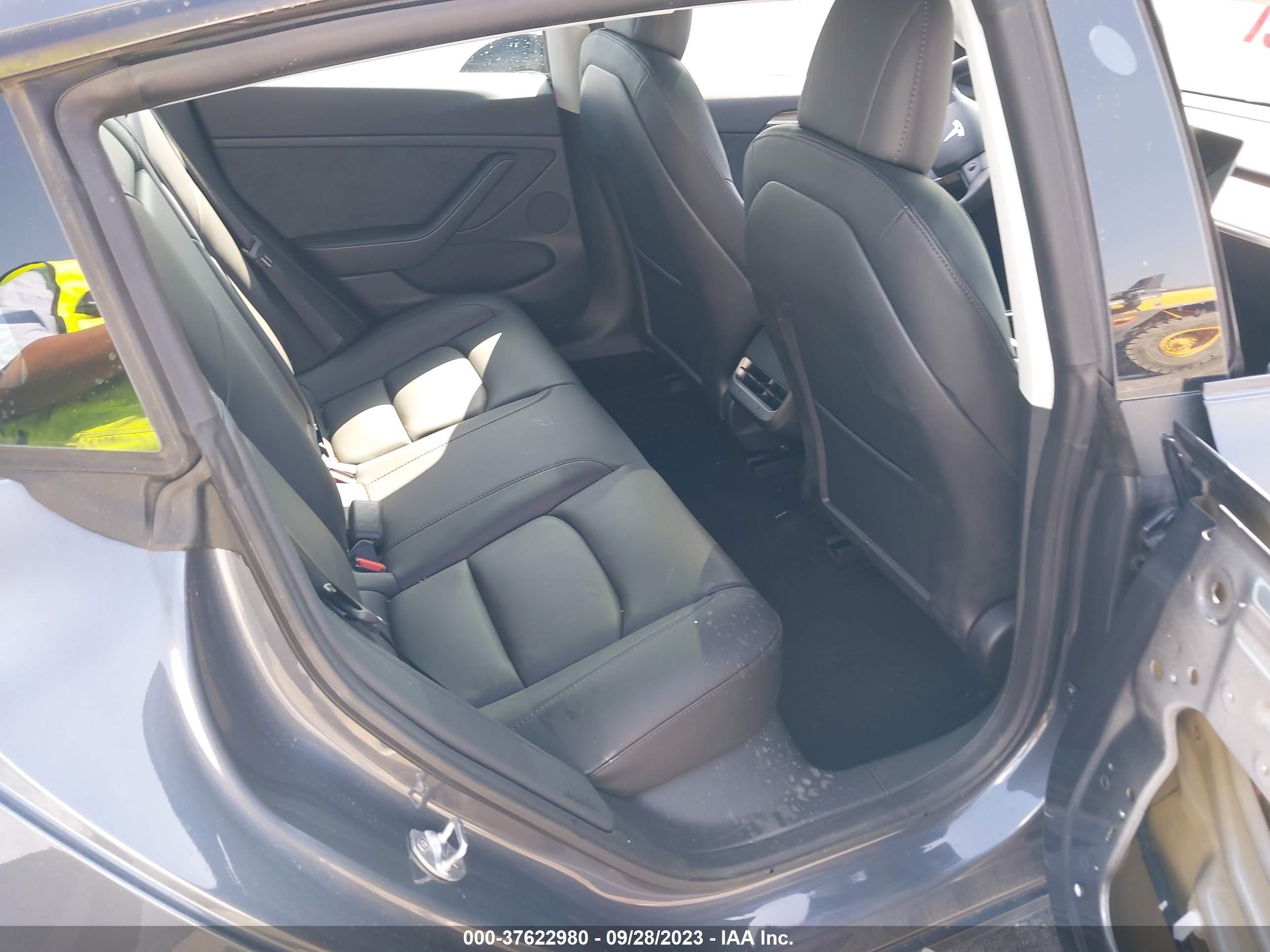 Photo 7 VIN: 5YJ3E1EA6PF432125 - TESLA MODEL 3 