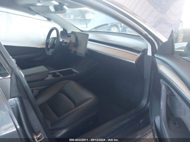 Photo 4 VIN: 5YJ3E1EA6PF450530 - TESLA MODEL 3 