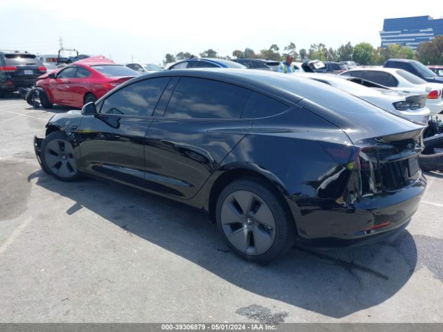 Photo 2 VIN: 5YJ3E1EA6PF562020 - TESLA MODEL 3 