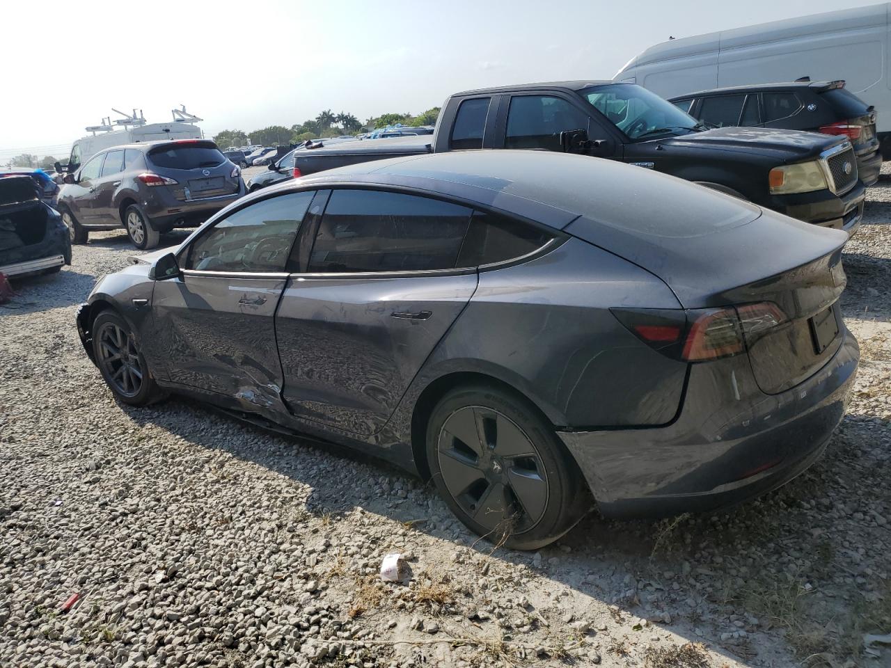 Photo 1 VIN: 5YJ3E1EA6PF651375 - TESLA MODEL 3 