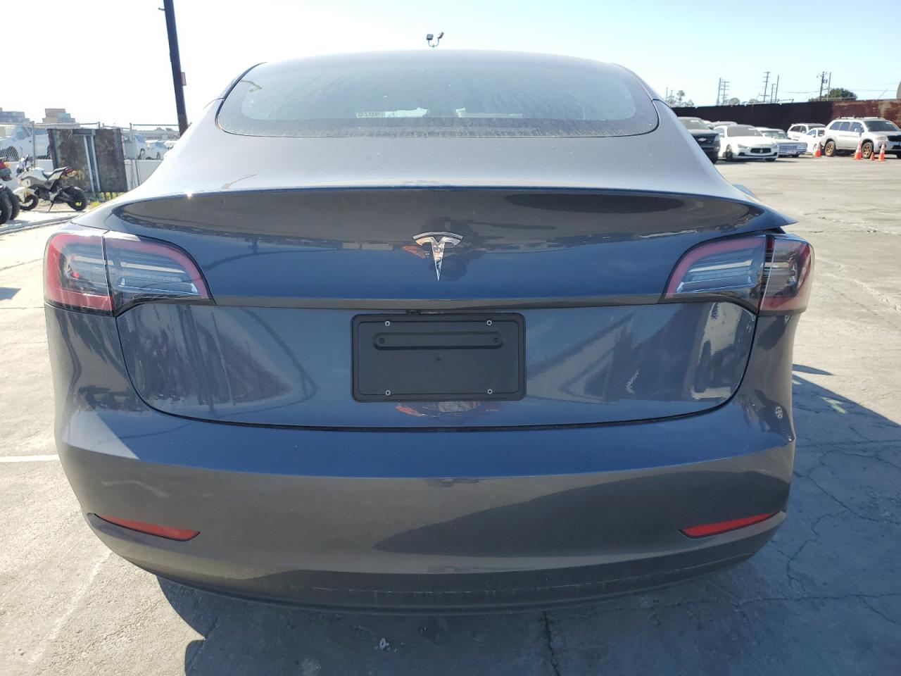 Photo 5 VIN: 5YJ3E1EA6PF694825 - TESLA MODEL 3 