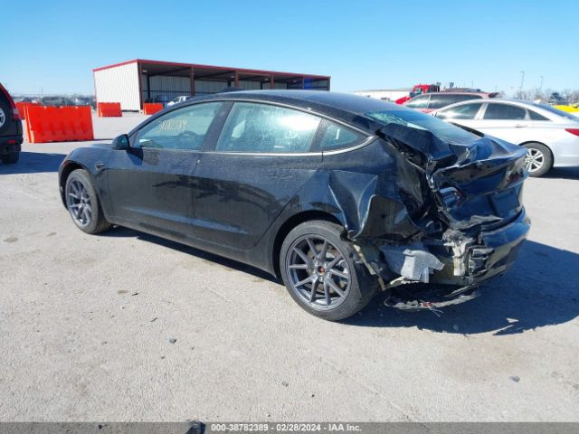 Photo 2 VIN: 5YJ3E1EA6PF696056 - TESLA MODEL 3 