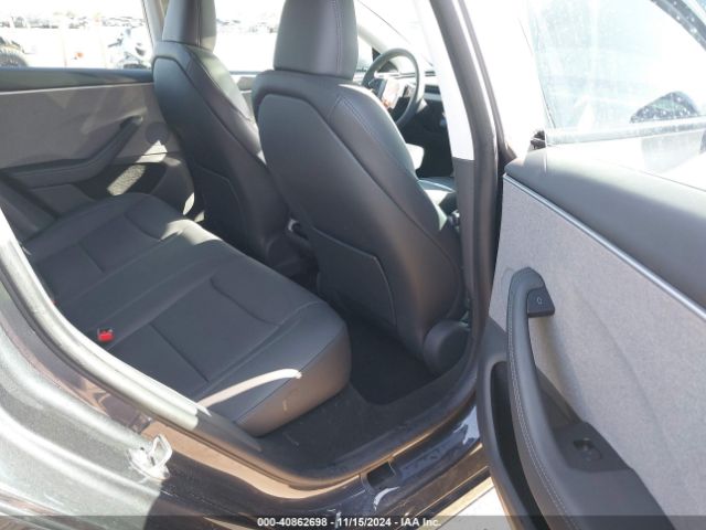 Photo 7 VIN: 5YJ3E1EA6RF727891 - TESLA MODEL 3 