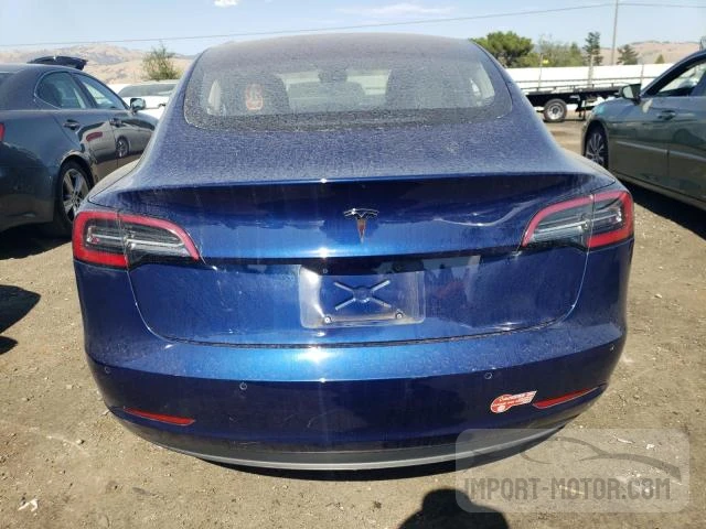 Photo 5 VIN: 5YJ3E1EA7HF000239 - TESLA MODEL 3 