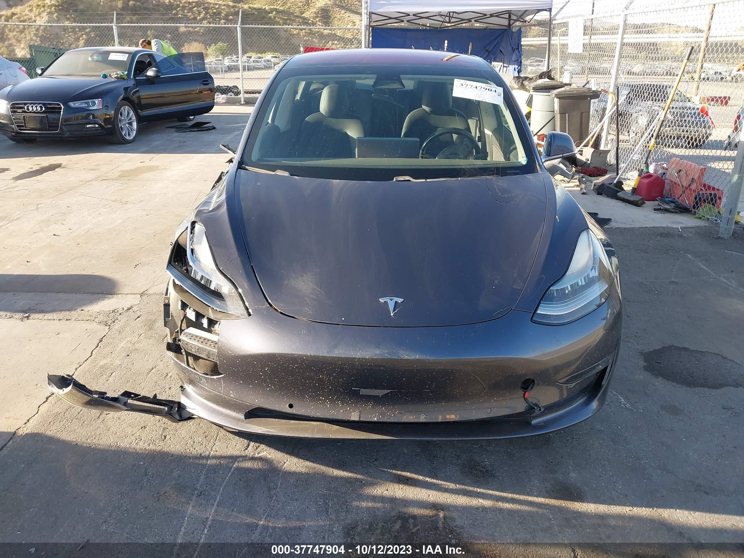 Photo 10 VIN: 5YJ3E1EA7JF007763 - TESLA MODEL 3 