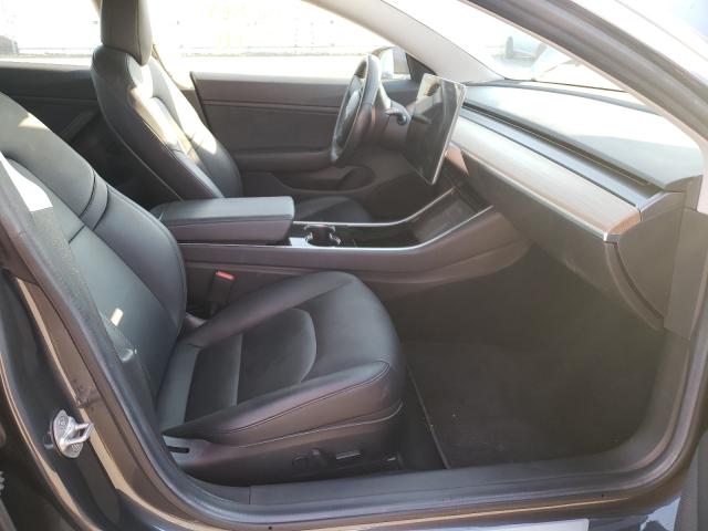 Photo 4 VIN: 5YJ3E1EA7JF010209 - TESLA MODEL 3 