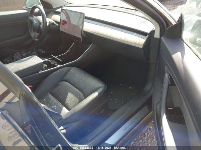 Photo 4 VIN: 5YJ3E1EA7JF018777 - TESLA MODEL 3 