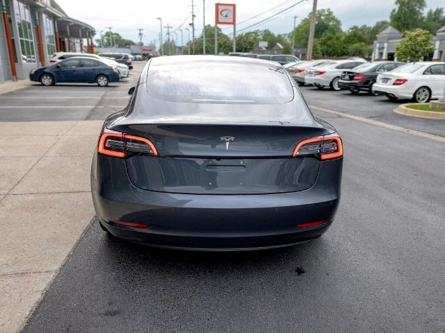 Photo 3 VIN: 5YJ3E1EA7JF024174 - TESLA MODEL 3 