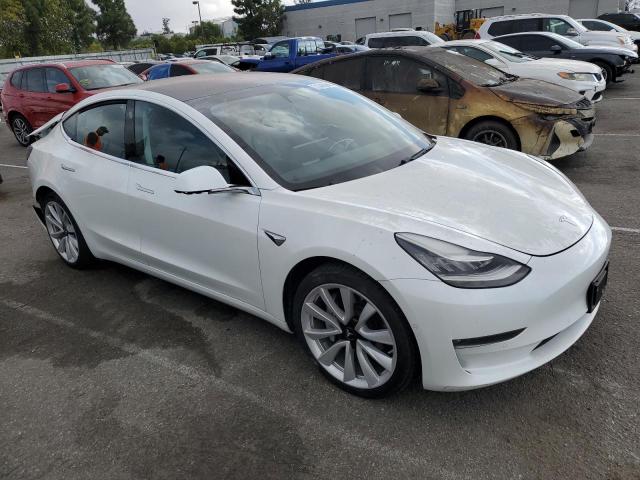 Photo 3 VIN: 5YJ3E1EA7JF036034 - TESLA MODEL 3 