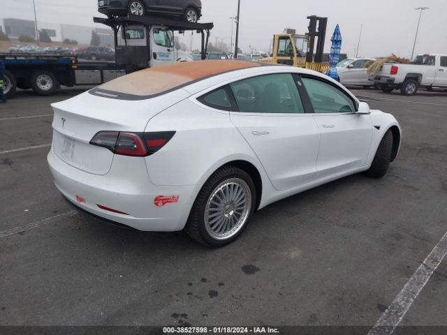 Photo 3 VIN: 5YJ3E1EA7JF042934 - TESLA MODEL 3 