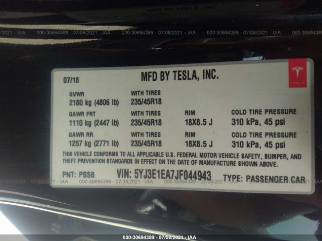 Photo 8 VIN: 5YJ3E1EA7JF044943 - TESLA MODEL 3 