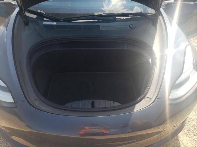 Photo 10 VIN: 5YJ3E1EA7JF047096 - TESLA MODEL 3 