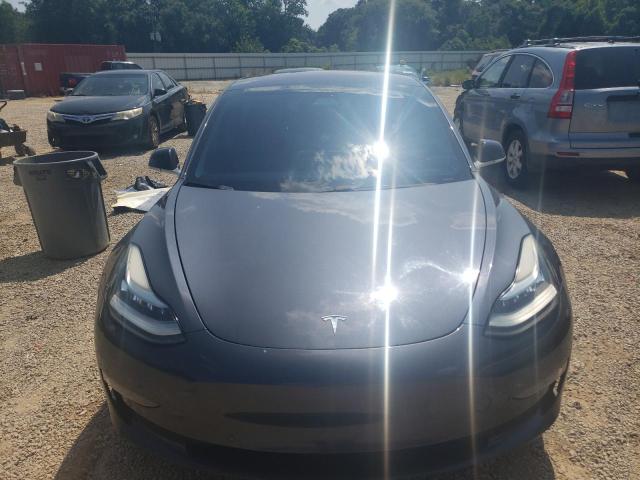 Photo 4 VIN: 5YJ3E1EA7JF047096 - TESLA MODEL 3 