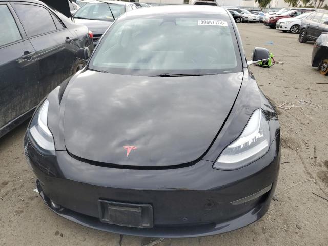 Photo 4 VIN: 5YJ3E1EA7JF053626 - TESLA MODEL 3 