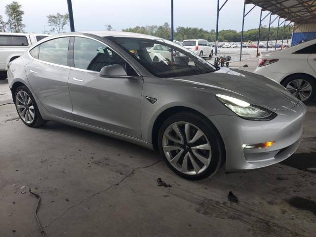 Photo 3 VIN: 5YJ3E1EA7JF106664 - TESLA MODEL 3 