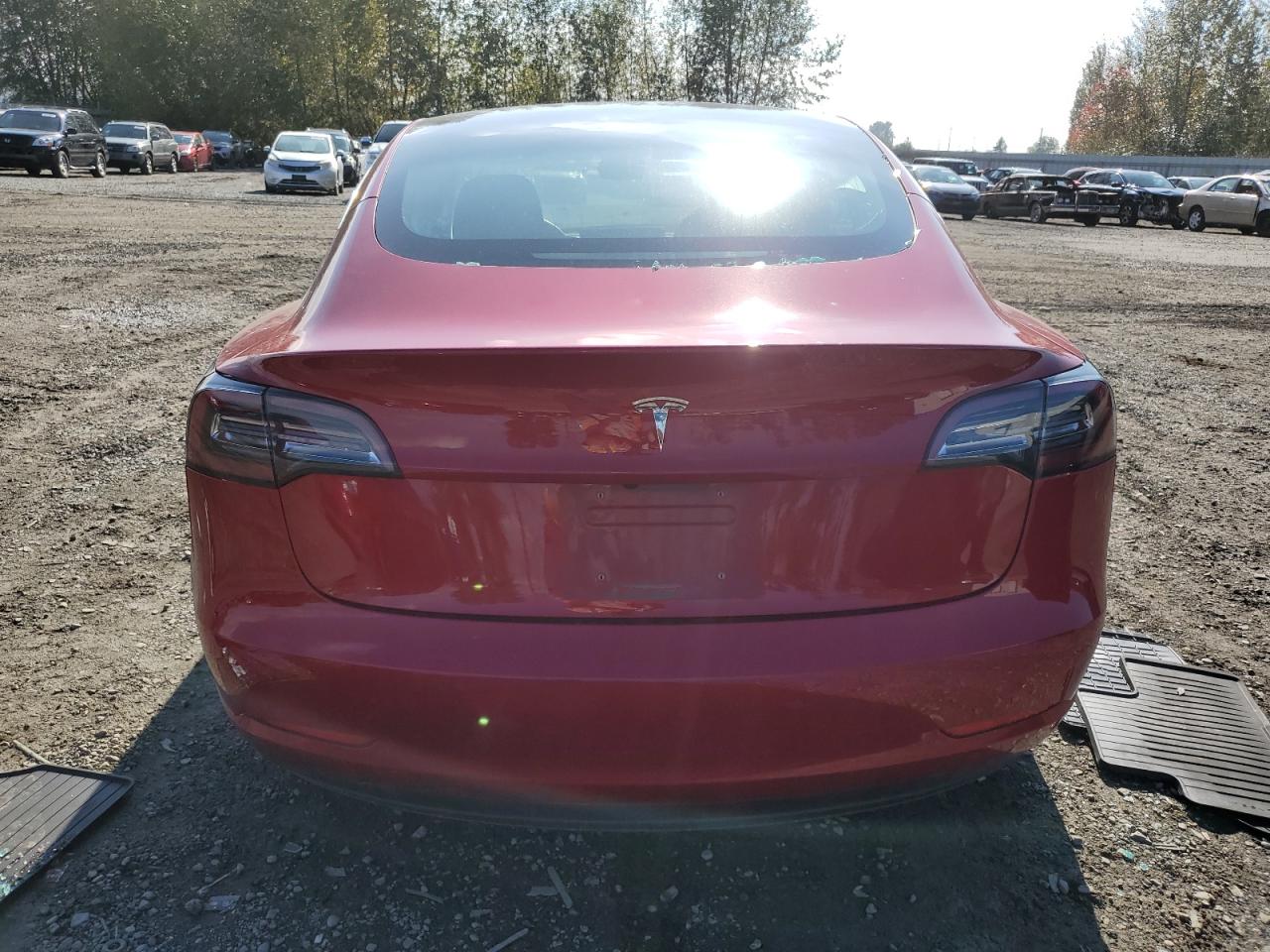 Photo 5 VIN: 5YJ3E1EA7JF126204 - TESLA MODEL 3 