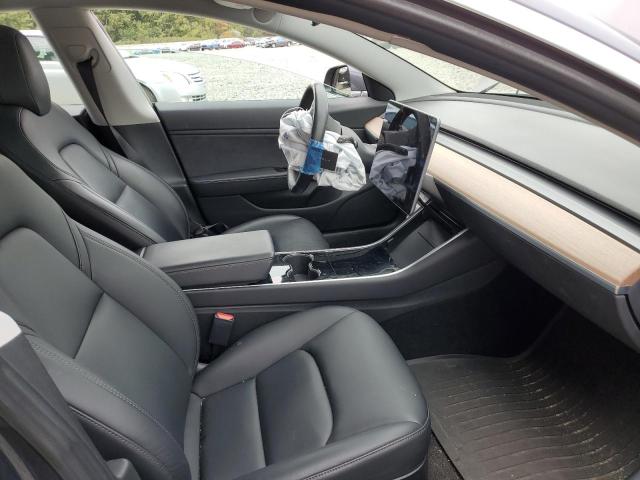 Photo 4 VIN: 5YJ3E1EA7JF153550 - TESLA MODEL 3 