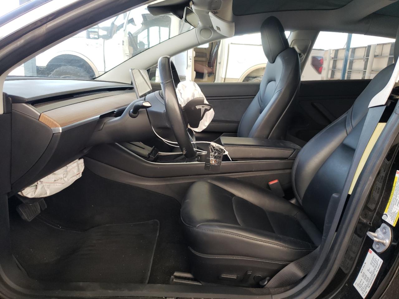 Photo 6 VIN: 5YJ3E1EA7JF157047 - TESLA MODEL 3 