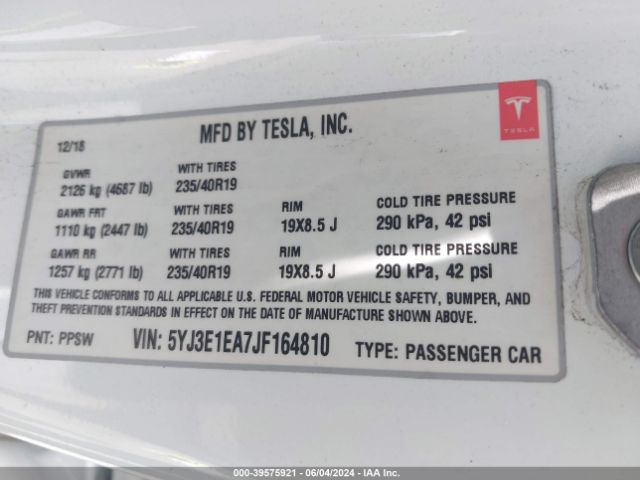 Photo 8 VIN: 5YJ3E1EA7JF164810 - TESLA MODEL 3 