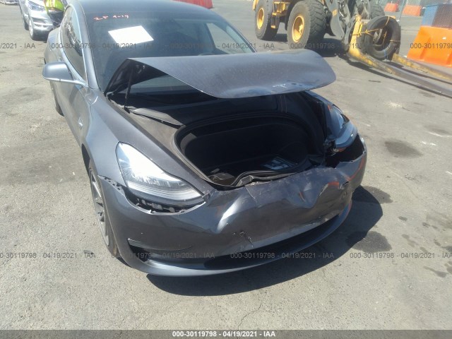 Photo 5 VIN: 5YJ3E1EA7KF362403 - TESLA MODEL 3 