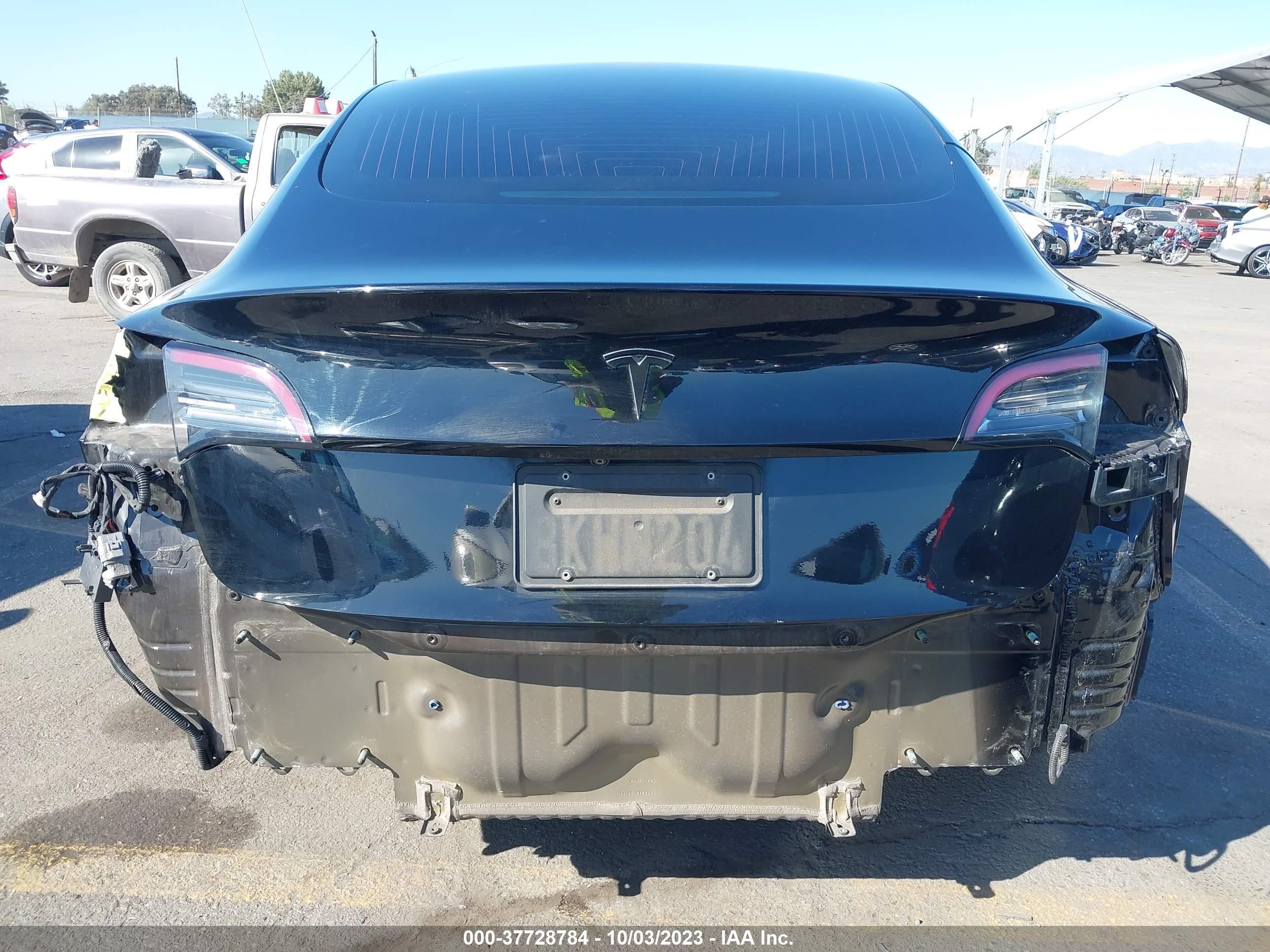 Photo 15 VIN: 5YJ3E1EA7KF410398 - TESLA MODEL 3 