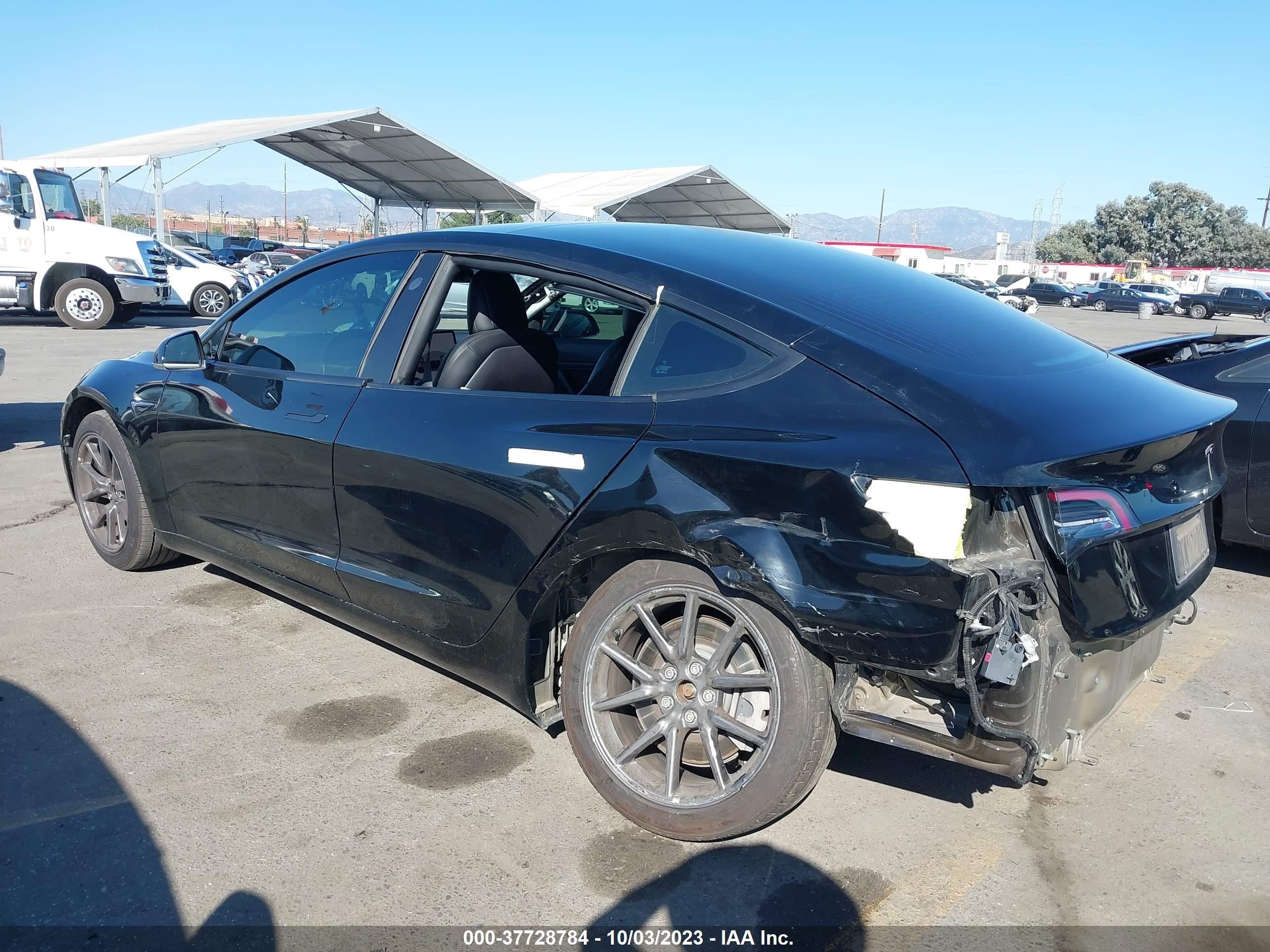 Photo 2 VIN: 5YJ3E1EA7KF410398 - TESLA MODEL 3 