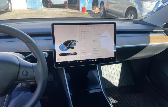 Photo 8 VIN: 5YJ3E1EA7LF495793 - TESLA MODEL 3 