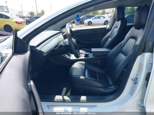 Photo 4 VIN: 5YJ3E1EA7LF631498 - TESLA MODEL 3 