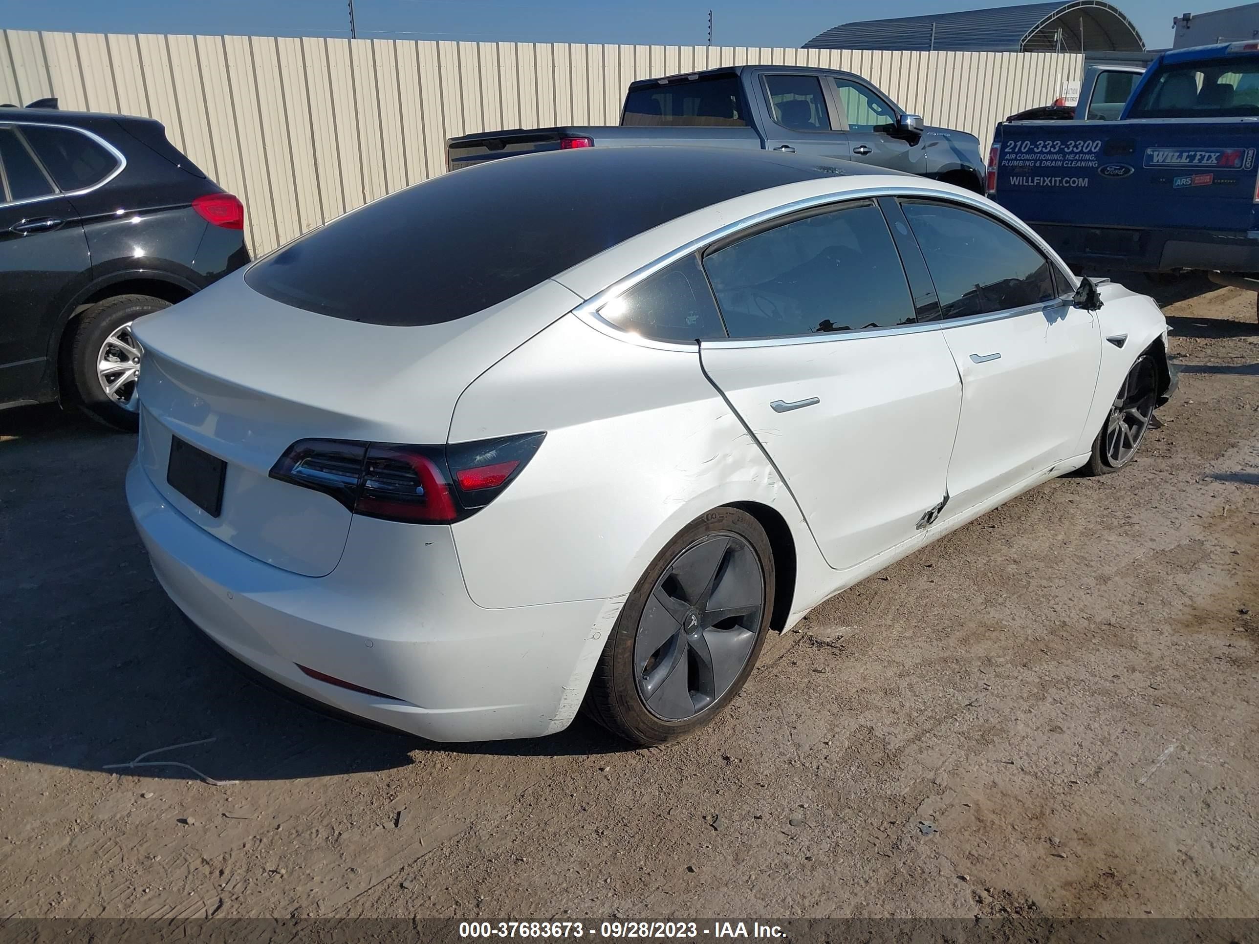 Photo 3 VIN: 5YJ3E1EA7LF710024 - TESLA MODEL 3 