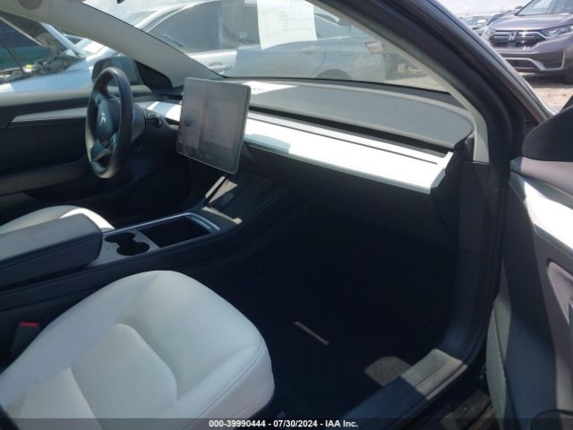 Photo 4 VIN: 5YJ3E1EA7MF048284 - TESLA MODEL 3 