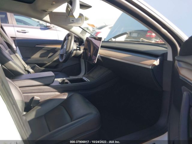 Photo 4 VIN: 5YJ3E1EA7MF057938 - TESLA MODEL 3 