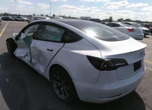 Photo 2 VIN: 5YJ3E1EA7MF861169 - TESLA MODEL 3 