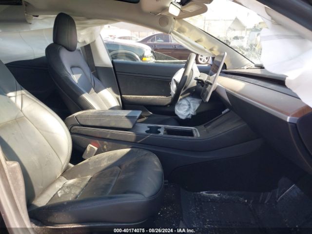 Photo 4 VIN: 5YJ3E1EA7MF921323 - TESLA MODEL 3 