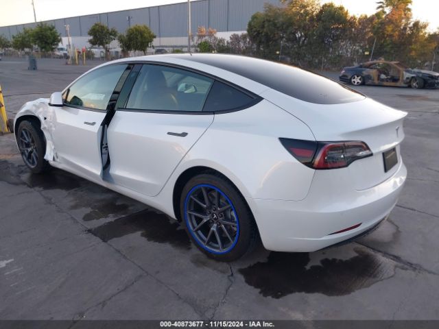 Photo 2 VIN: 5YJ3E1EA7MF929678 - TESLA MODEL 3 