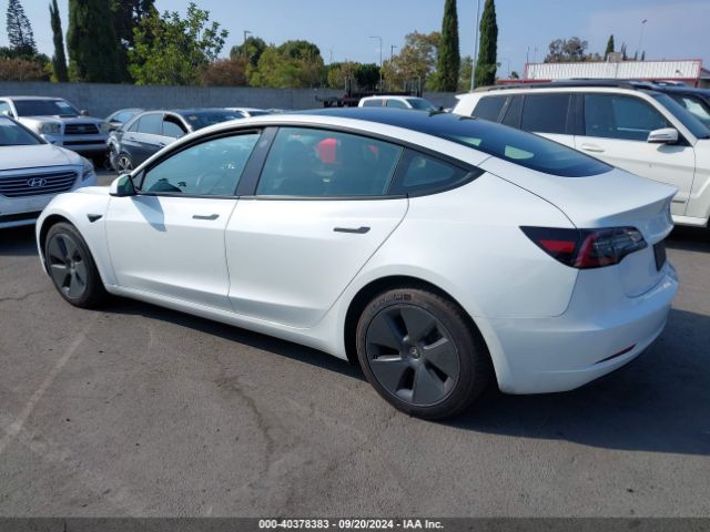 Photo 2 VIN: 5YJ3E1EA7NF118626 - TESLA MODEL 3 