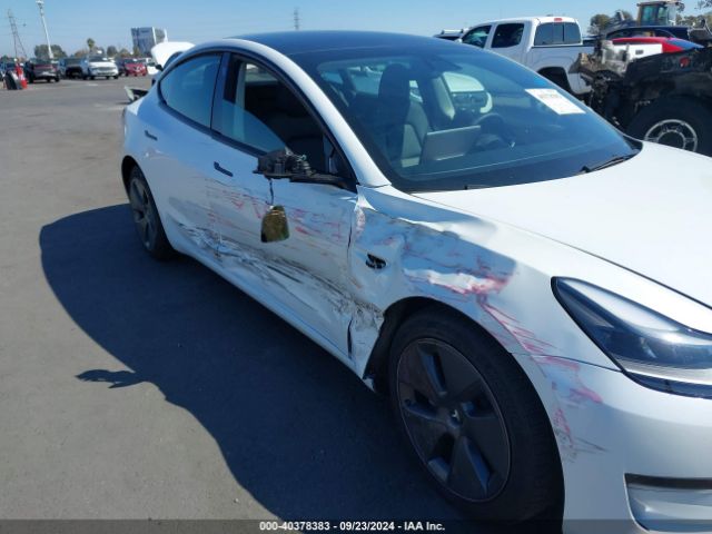 Photo 5 VIN: 5YJ3E1EA7NF118626 - TESLA MODEL 3 