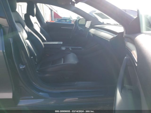 Photo 4 VIN: 5YJ3E1EA7NF187817 - TESLA MODEL 3 