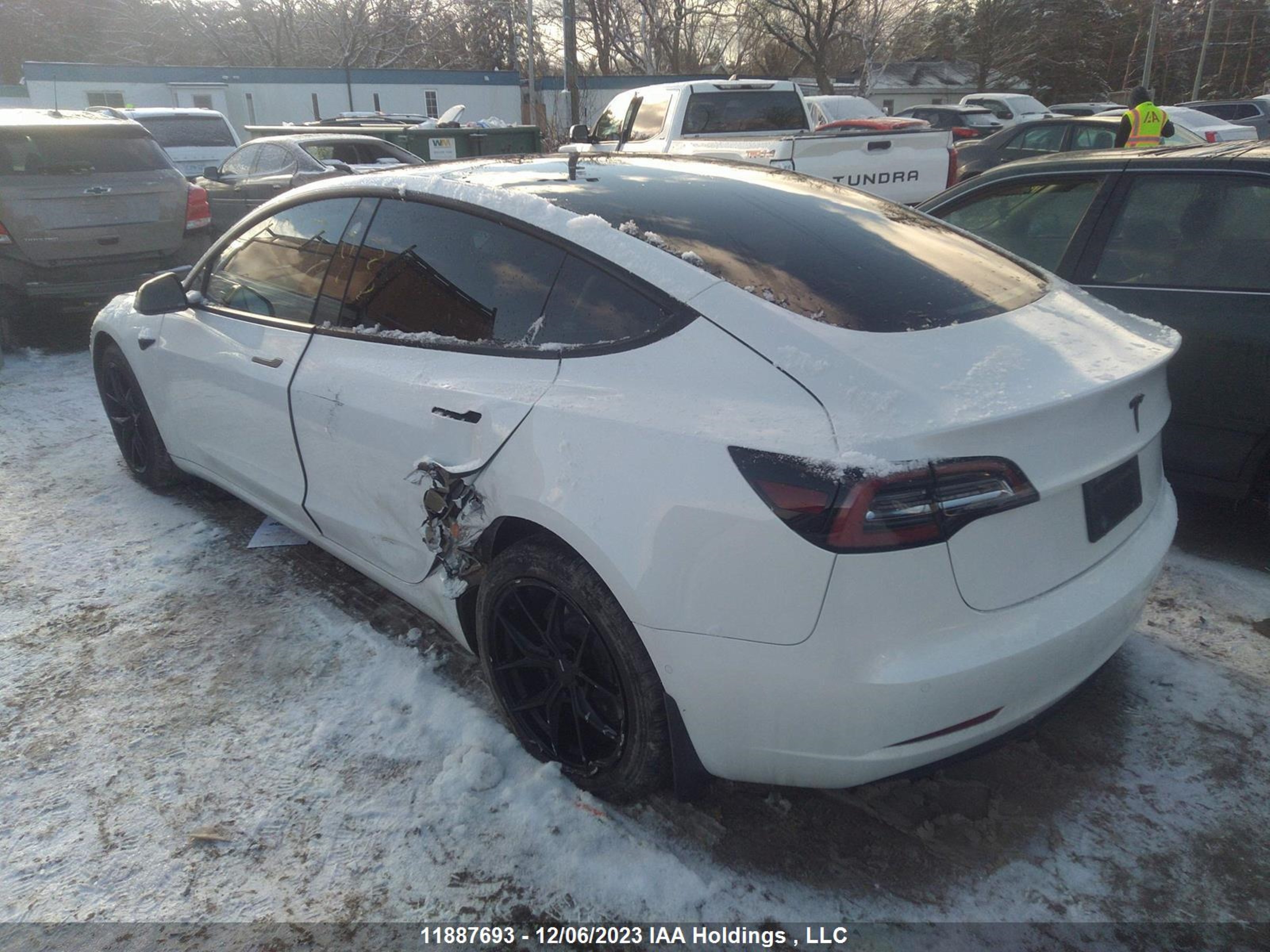 Photo 2 VIN: 5YJ3E1EA7NF249426 - TESLA MODEL 3 