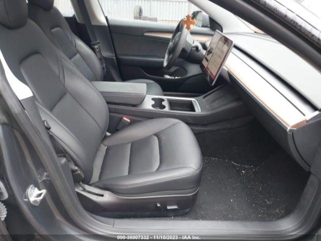 Photo 4 VIN: 5YJ3E1EA7NF339952 - TESLA MODEL 3 